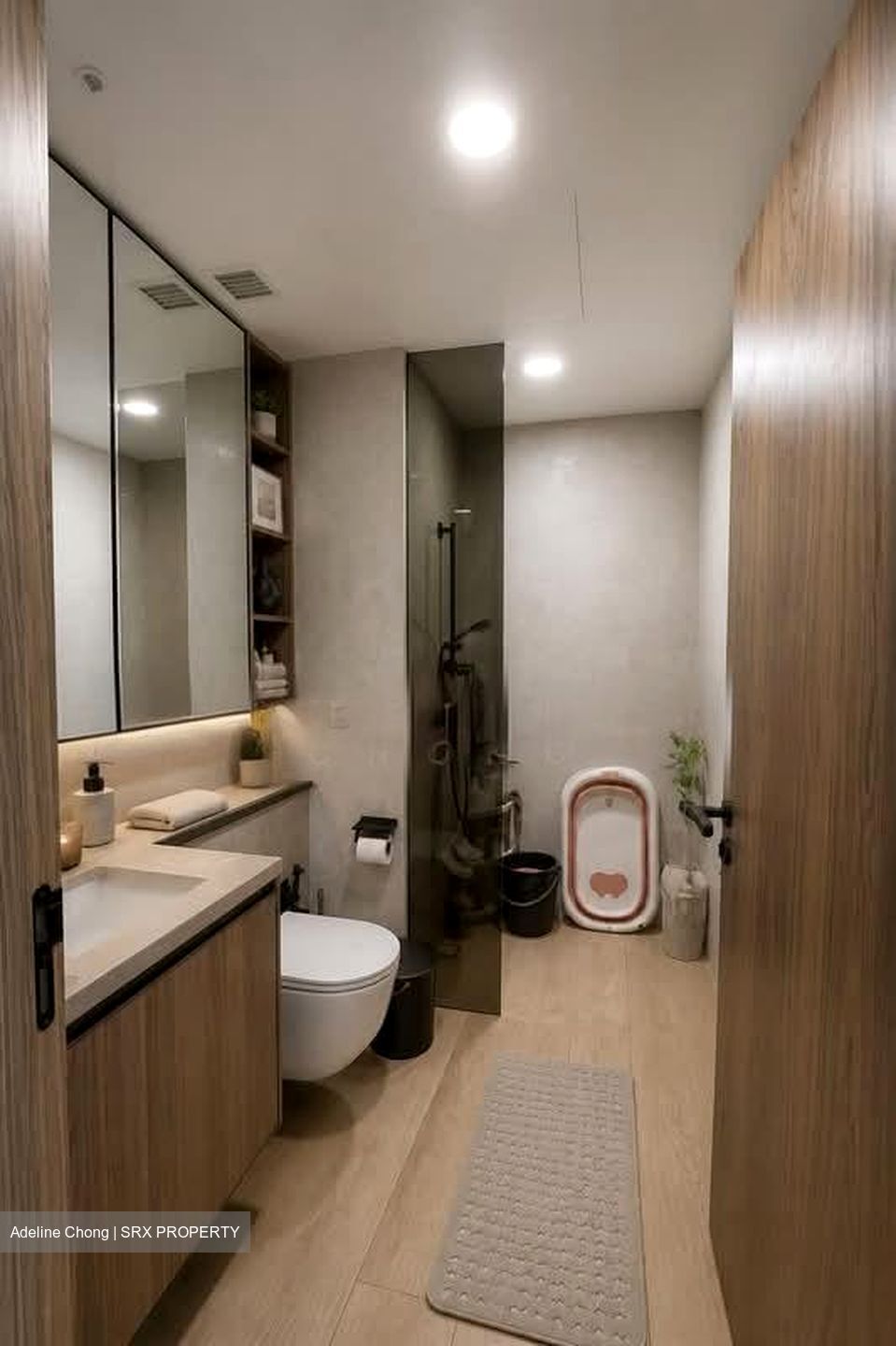 Coastline Residences (D15), Apartment #585142721